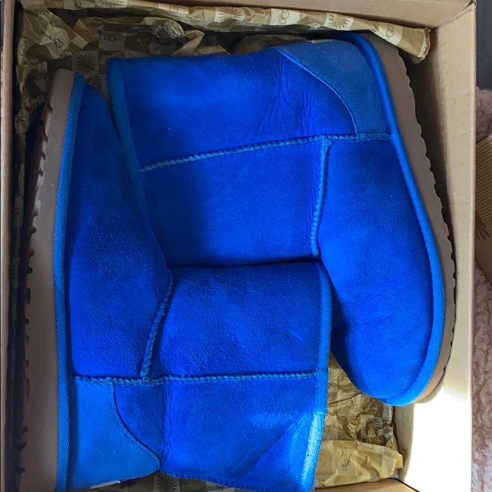 classic electric blue ugg boots